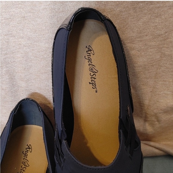 Angel Steps  Black/Navy Patent Leather accented flats with Arch Support size 10 - Picture 5 of 11
